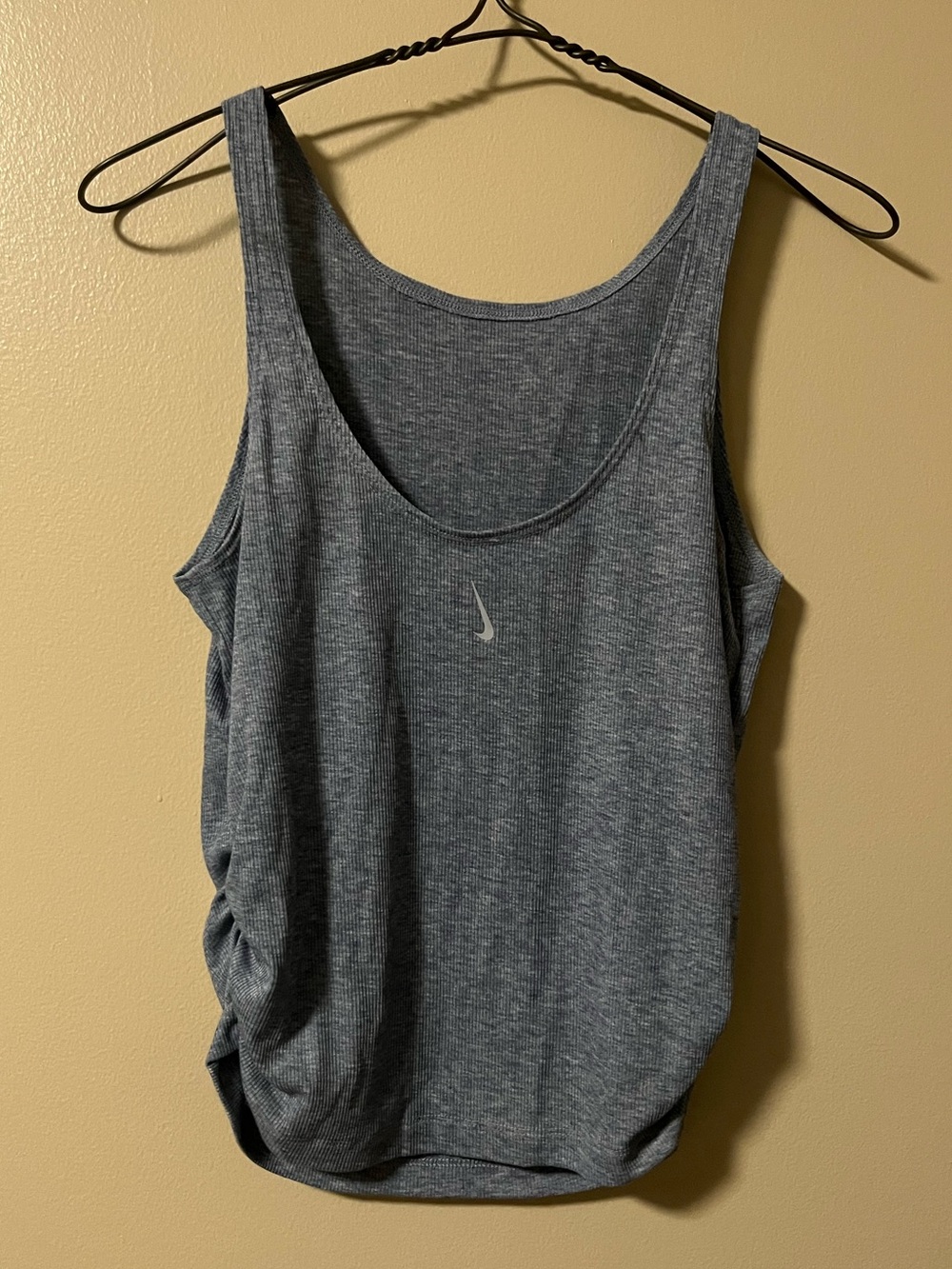 Nike Dri-Fit Light Blue Ruched Ribbed Tank Top Size Small - Picture 3 of 9